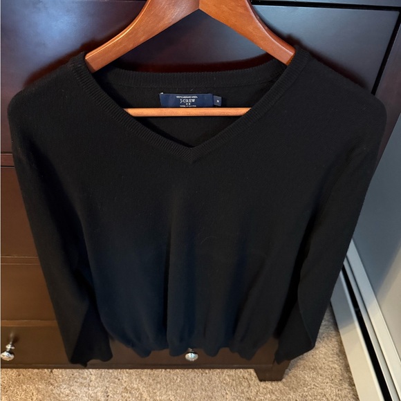 J. Crew Black Wool V-Neck Sweater - Picture 1 of 3